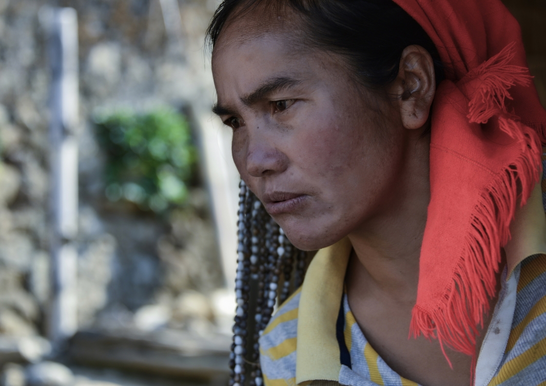 佤族人肤色黝黑,非常健康,有亚洲野玫瑰,云南黑珍珠之称.