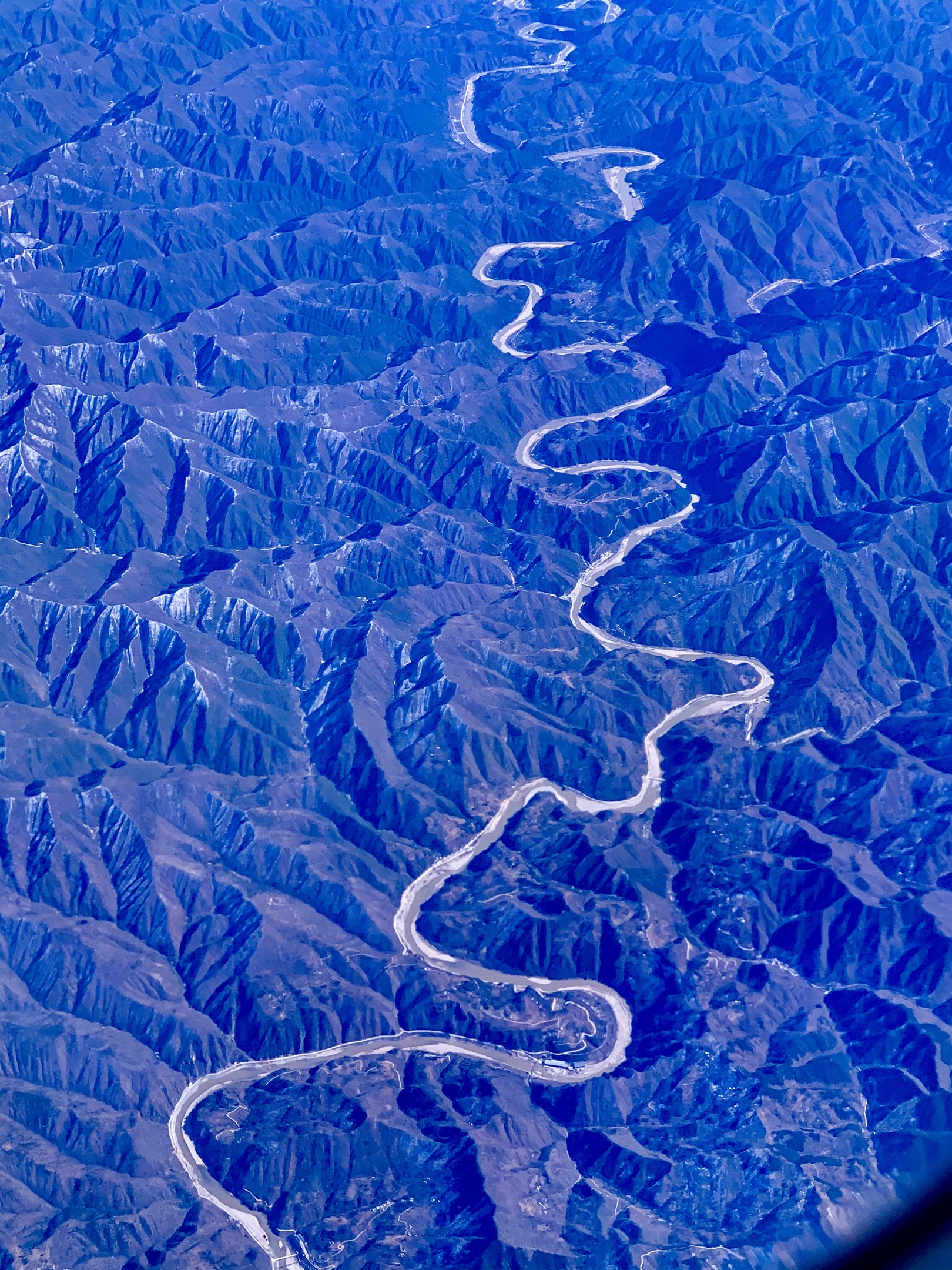 启运山属龙岗山脉,龙岗东起通化,西止抚顺,曹先生亦是从通化至抚顺