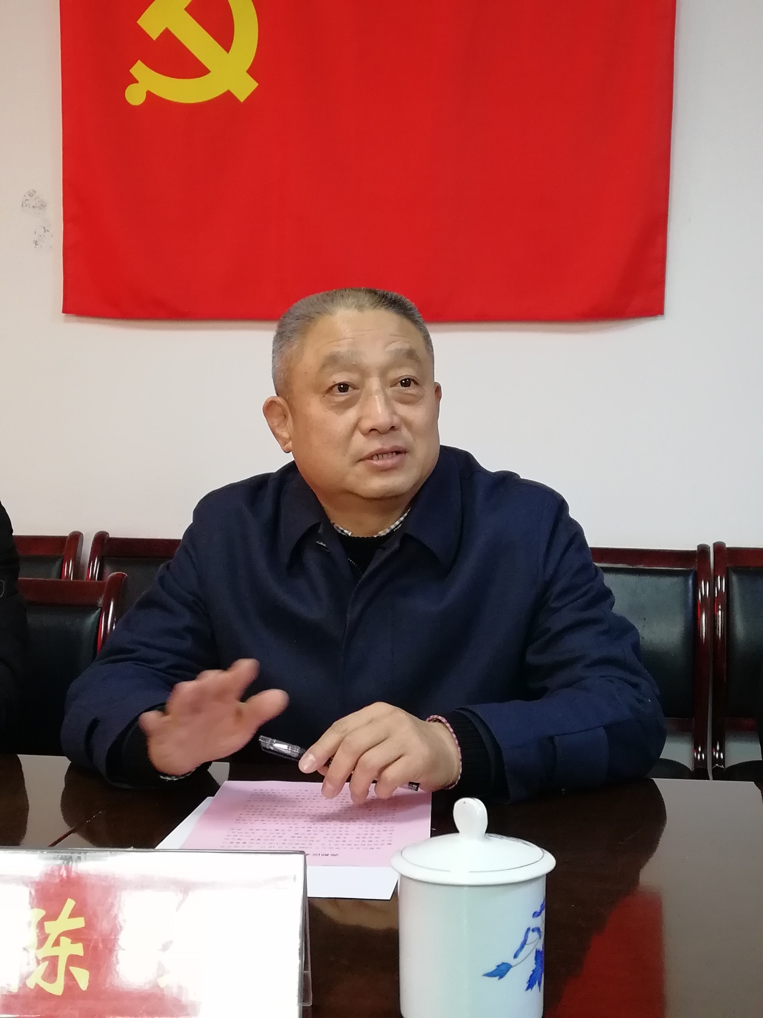 临汾市常委区委书记陈纲在区老年大学调研曁2019年报名工作盛况