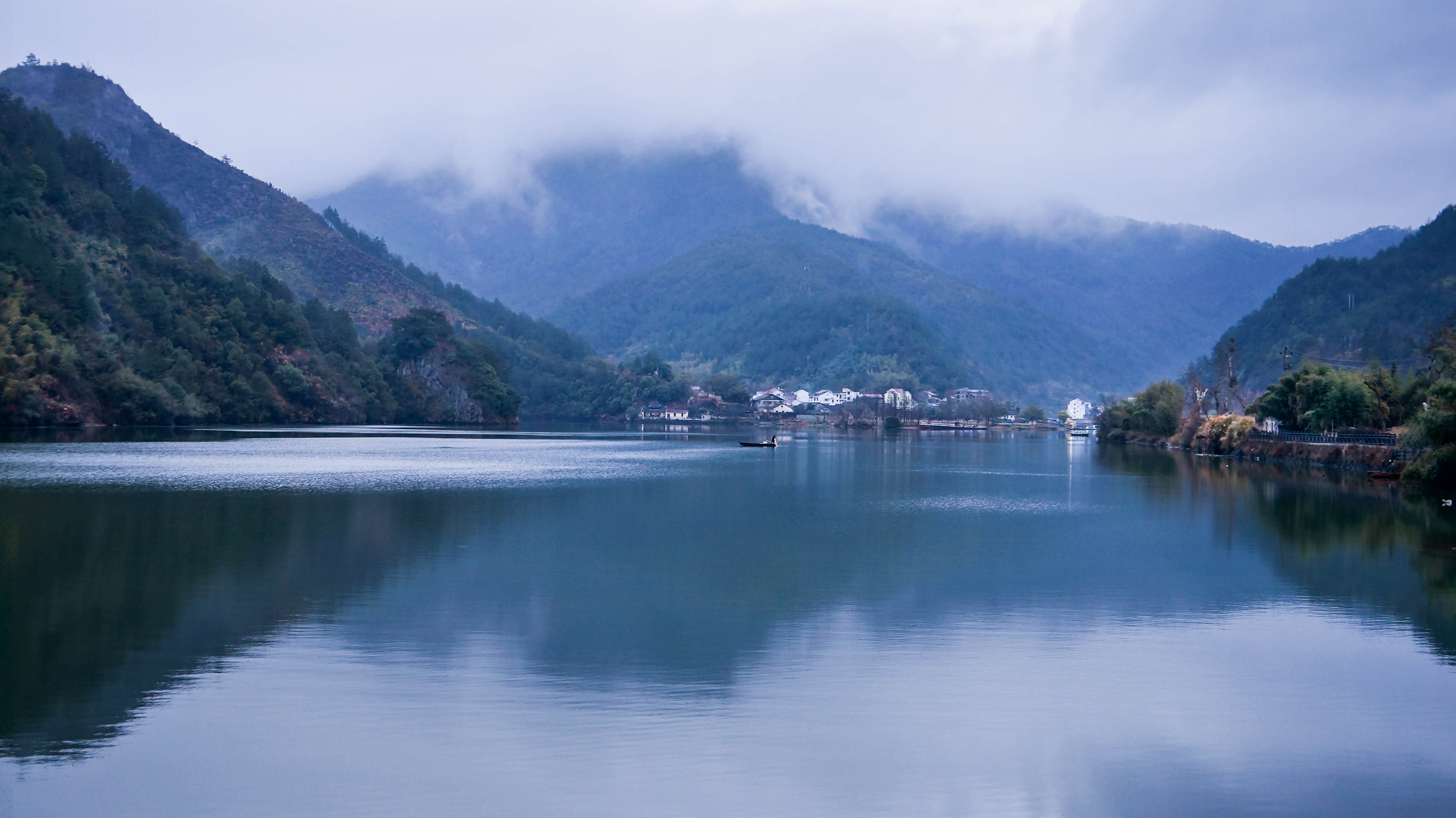 瓯江春雨图