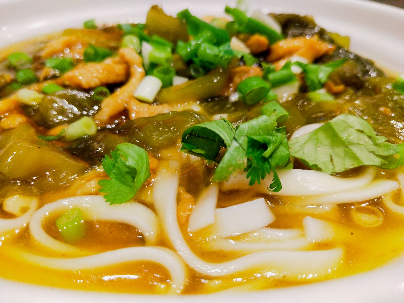 酸菜肉丝面 制作人:孙明杰