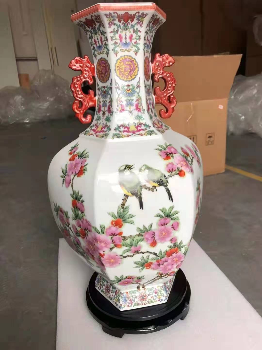 张松茂徐亚凤富贵满堂双耳六方尊双主题双大师双工艺双器型