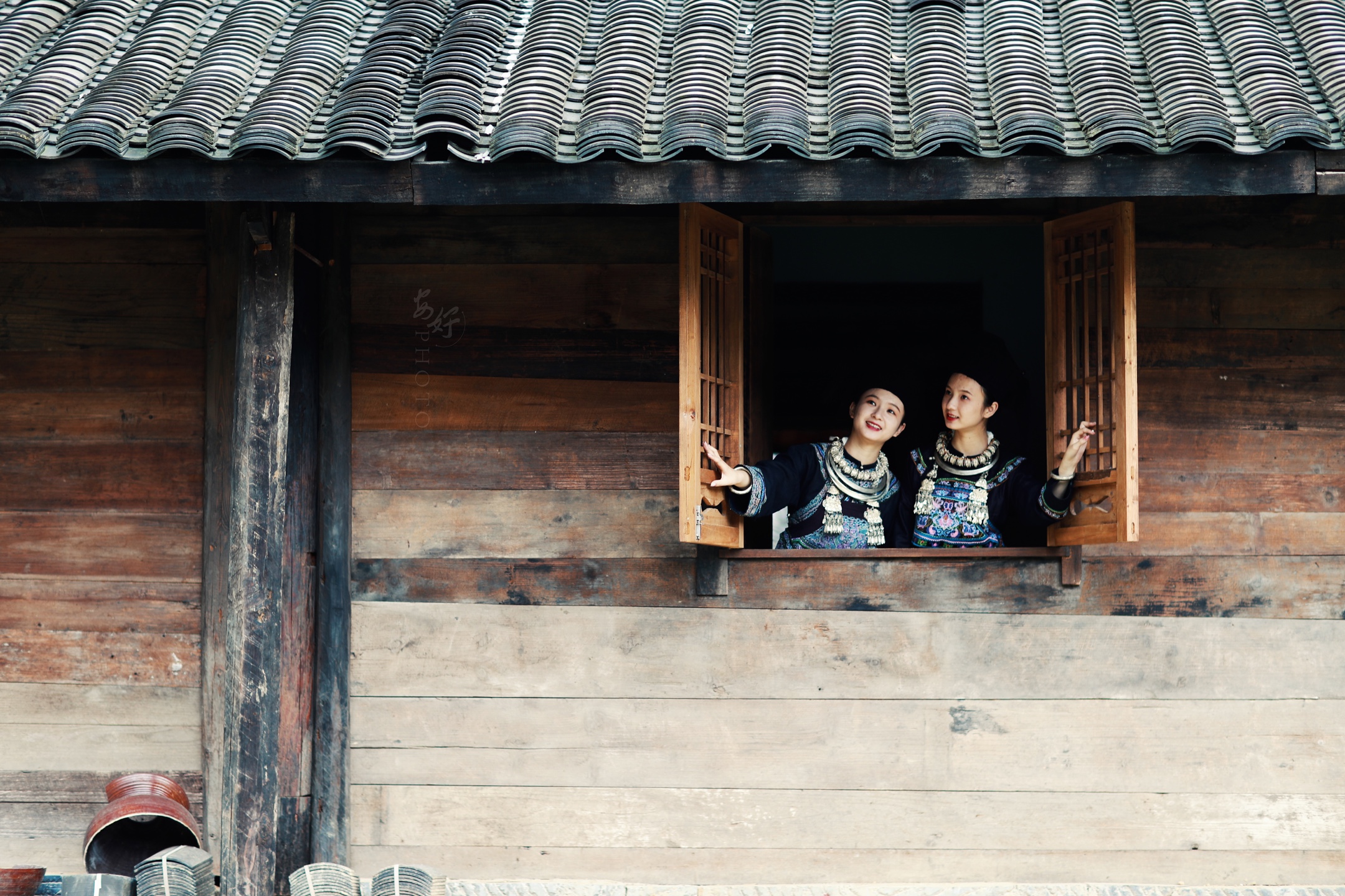 荔波摄影协会水旅姑娘拍摄活动出镜孪生姐妹摄影安好场景水甫水族寨