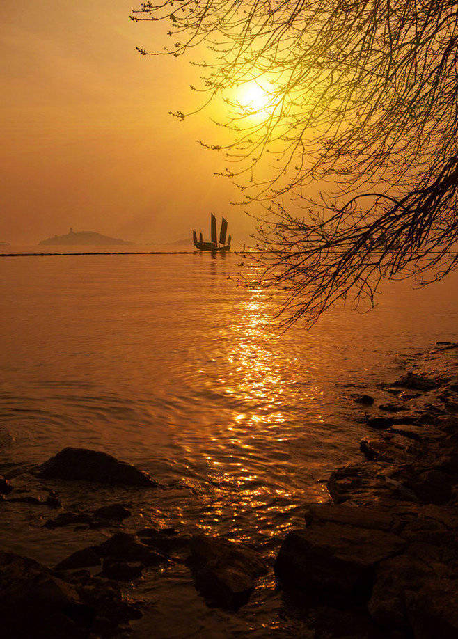 再回首,时光偷走了你的选择