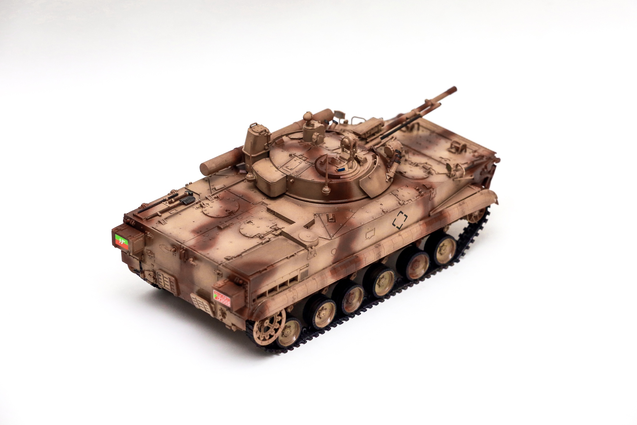 旧作新拍"红色暴力美学"——三款俄式bmp系列步兵战车模型!