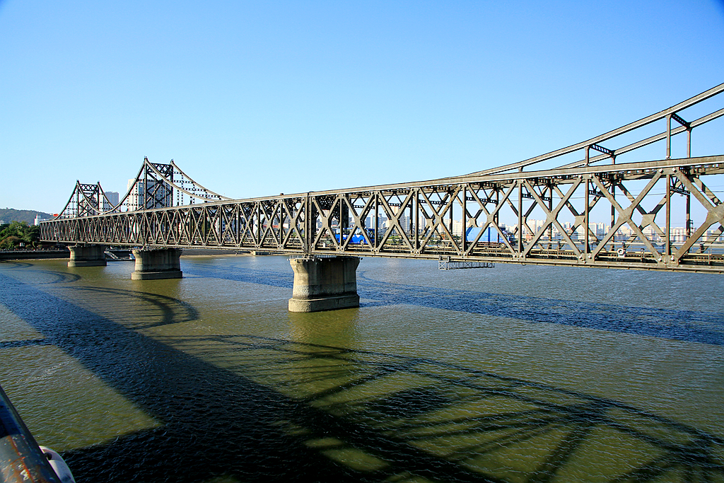 丹东鸭绿江断桥一一纪实摄影