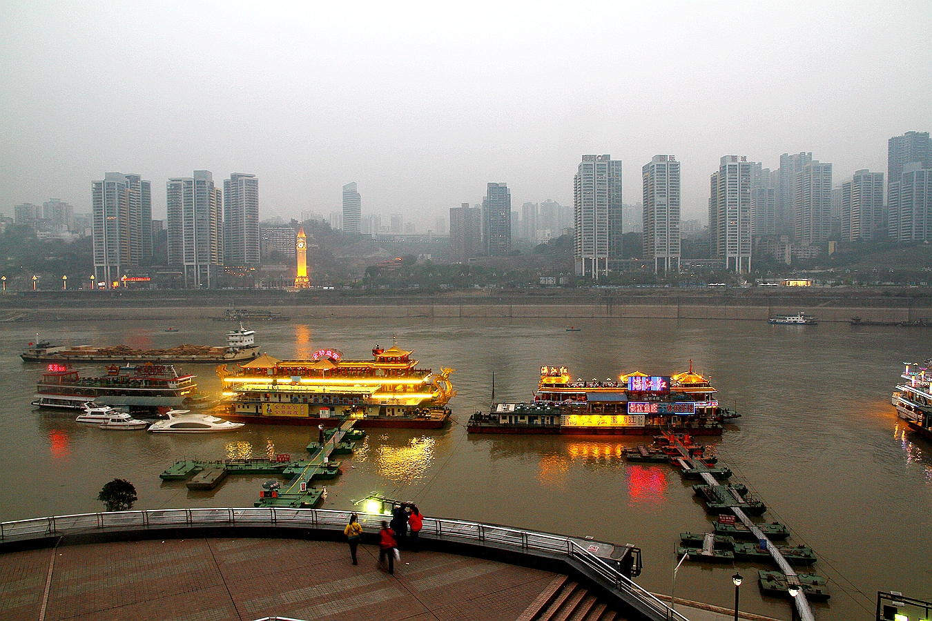 重庆朝天门码头一一随拍