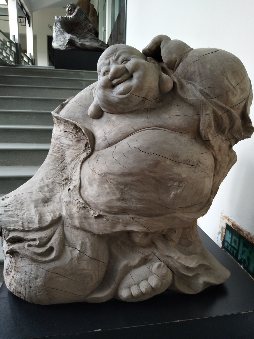 张德和--民间根雕艺术家,其创作的艺术品不计其数,在象山县有自己的