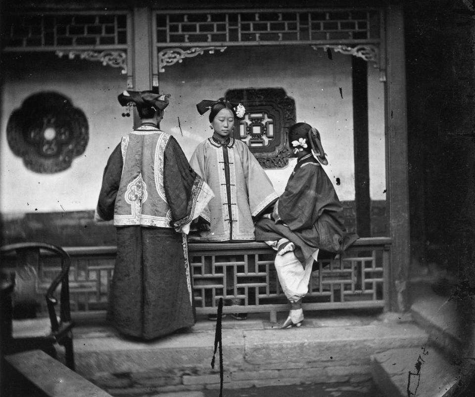 清朝女性都裹小脚有些人不用裹有些人没资格裹