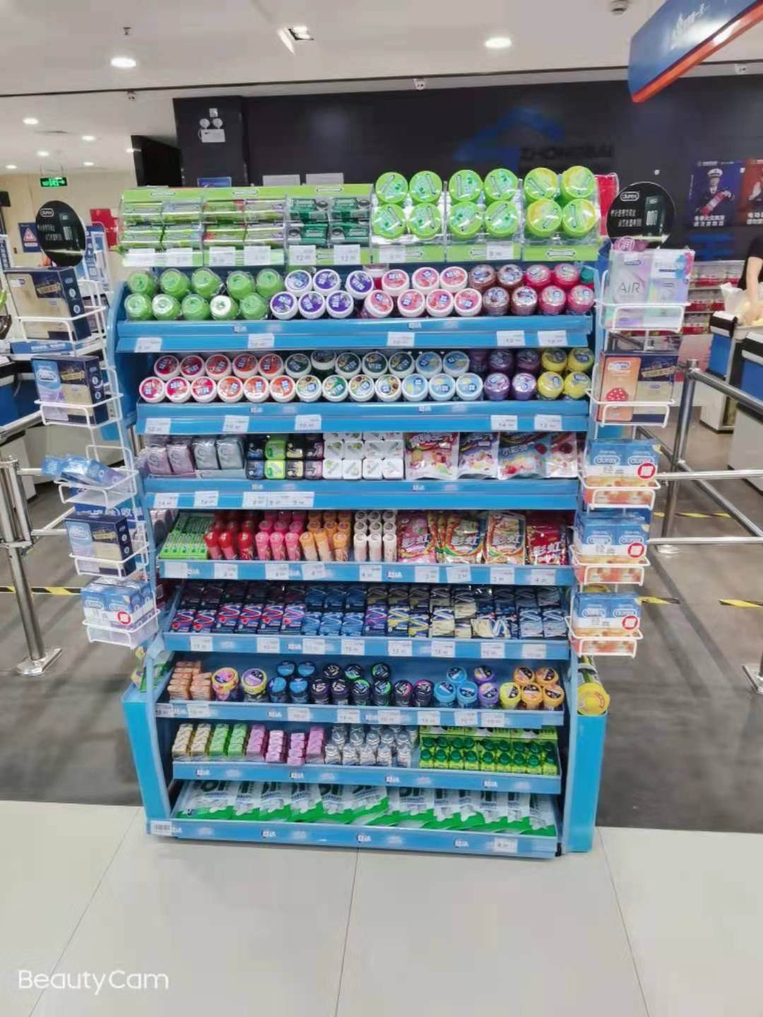 汉川店收银台商品陈列图片