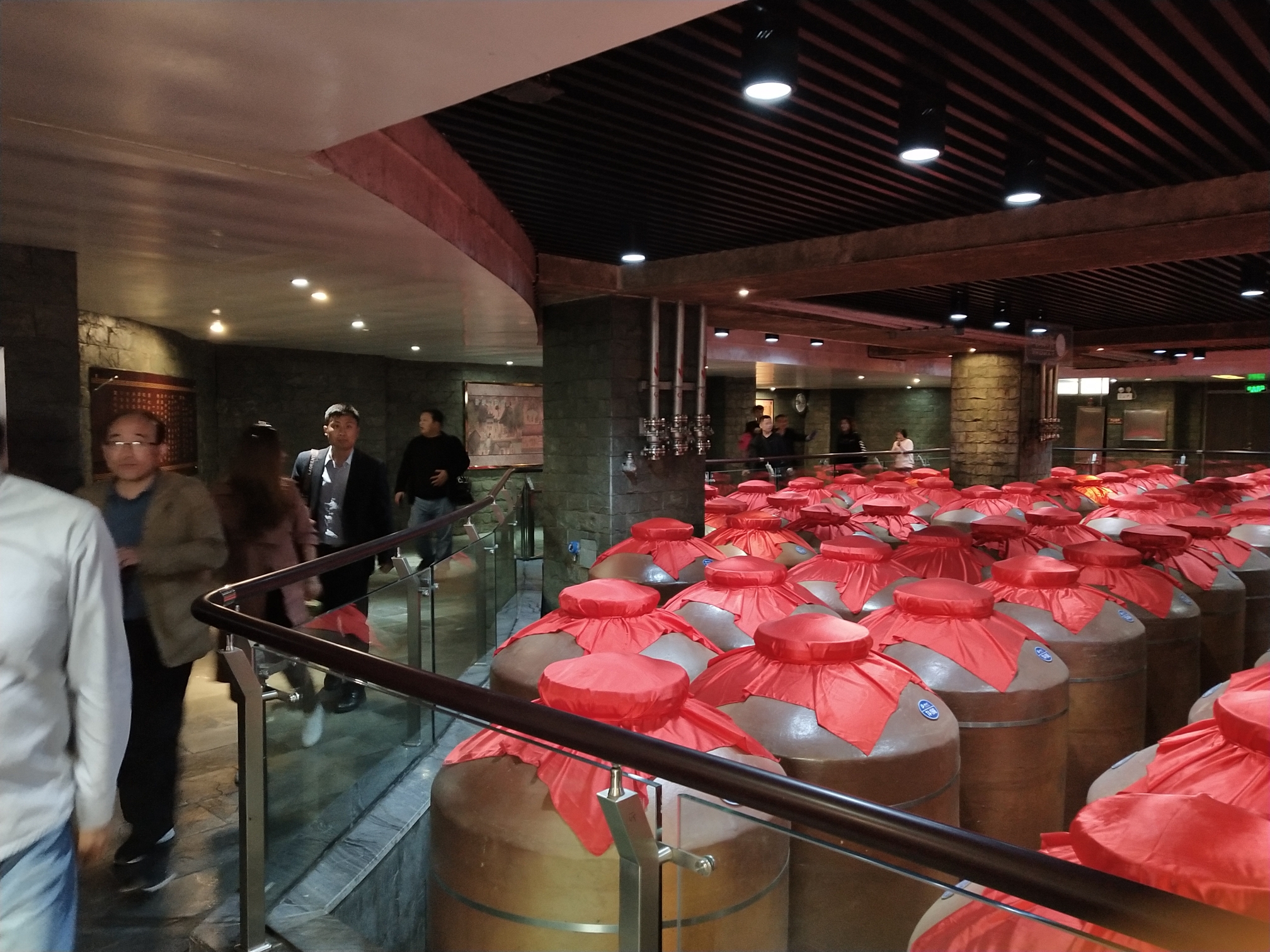 各大媒体参观洋河酒厂