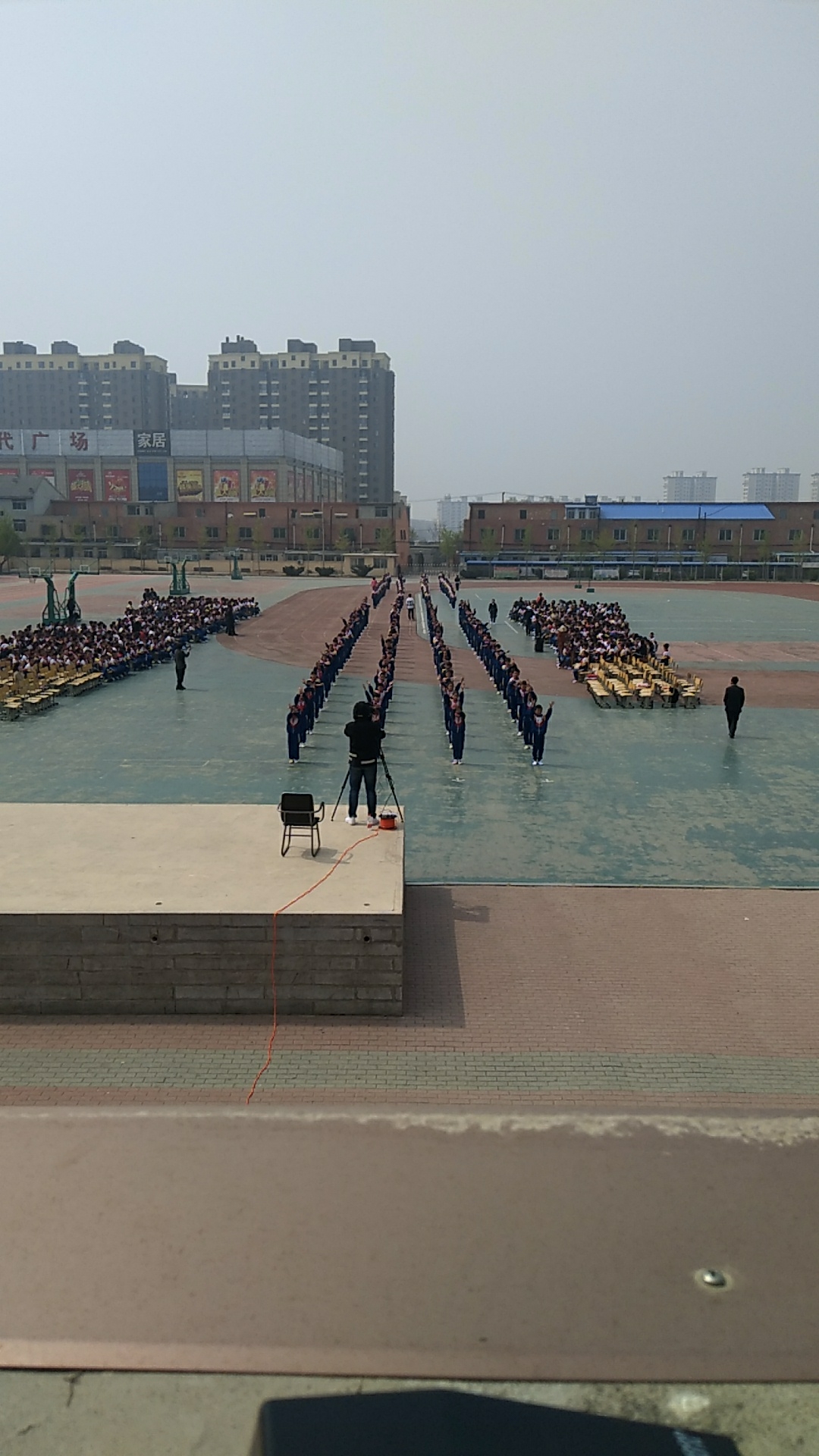 ḻУ԰Ļչഺ«Сѧй㲥ٱ