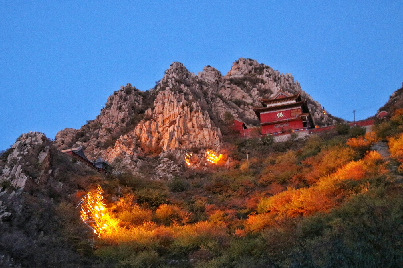 登雞鳴山