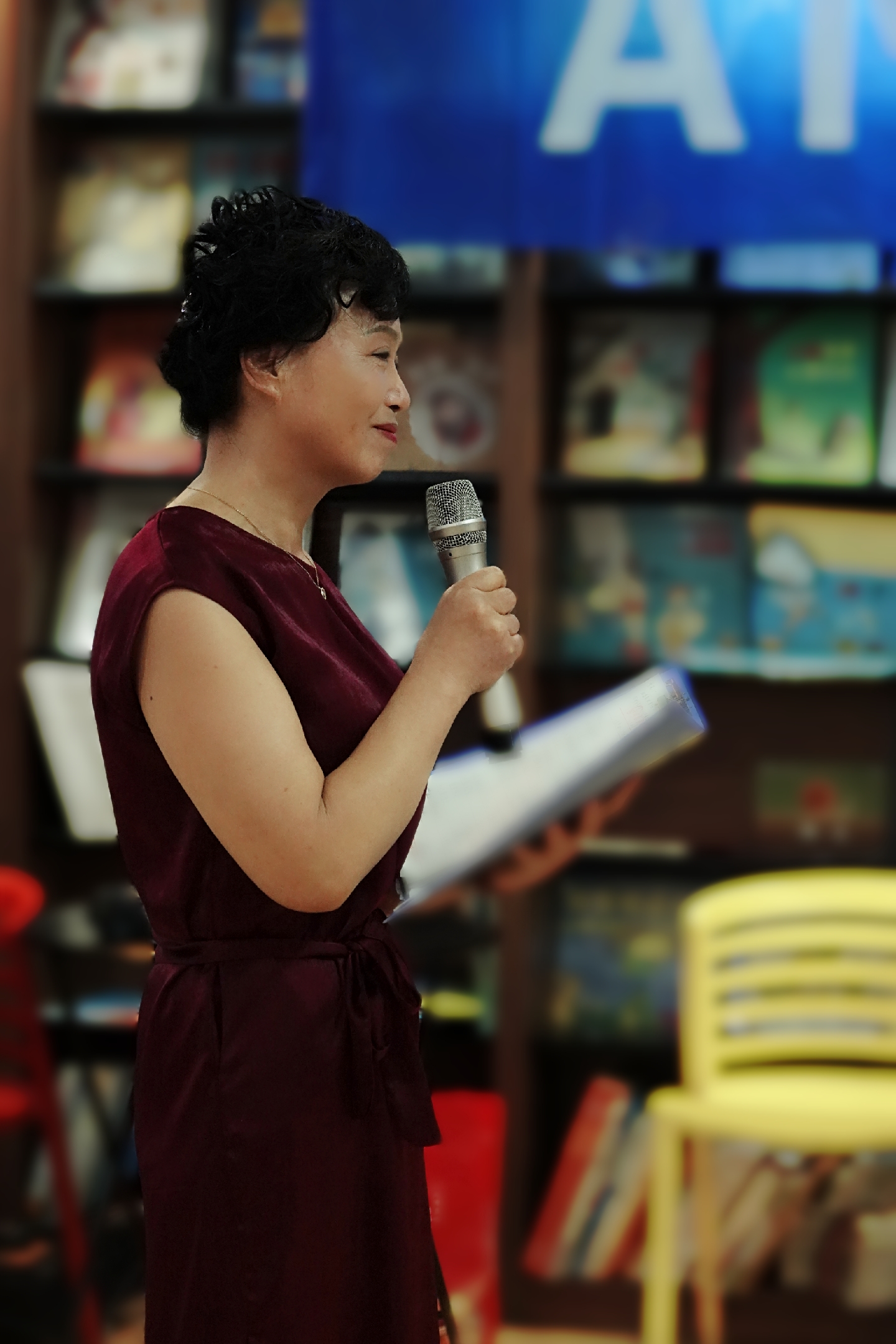 全民诵读歌盛世满怀豪情颂八一作者王凤华