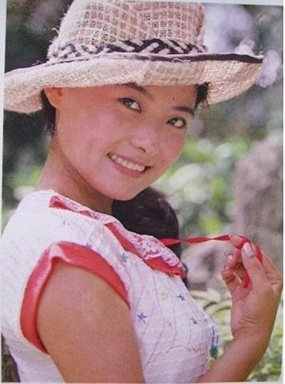 没天理你却不珍惜好不容易爱上你往事难忘记伤心会哭泣我没有勇气如果