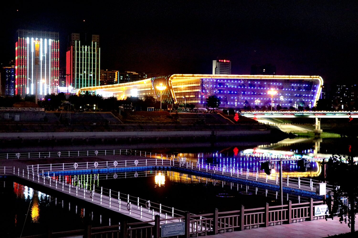 三门峡文博城夜景