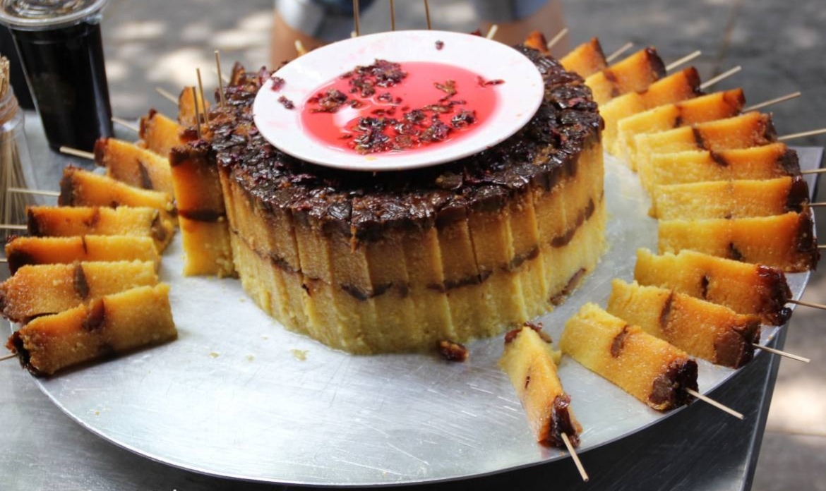 切糕羊肉泡馍羊肉串蜂蜜切糕栓马桩陕西印象门头陕西八大怪,辣子一道