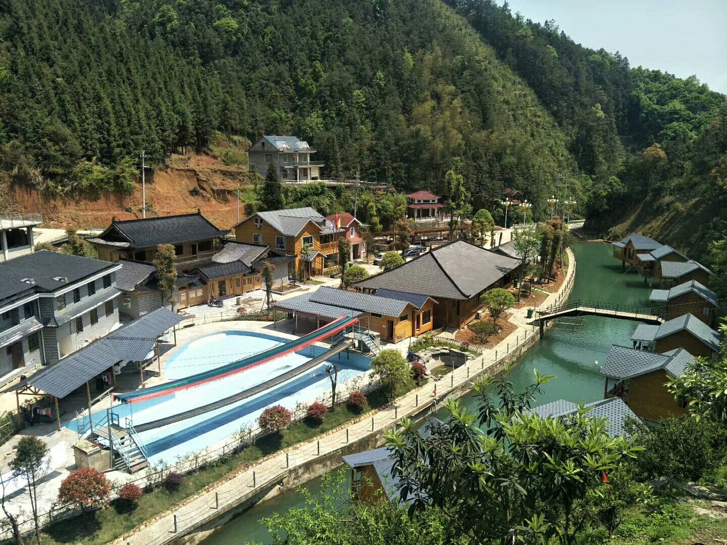 渠江镇大安村万福山旅游景区
