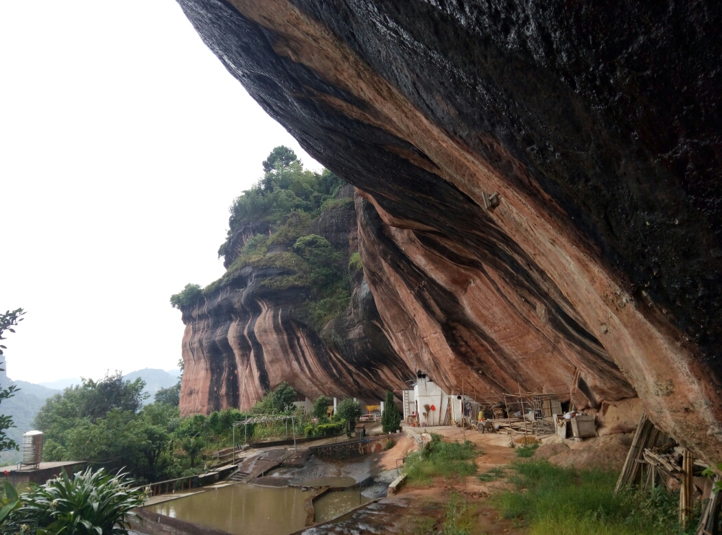 丹霞地貌五仙岩