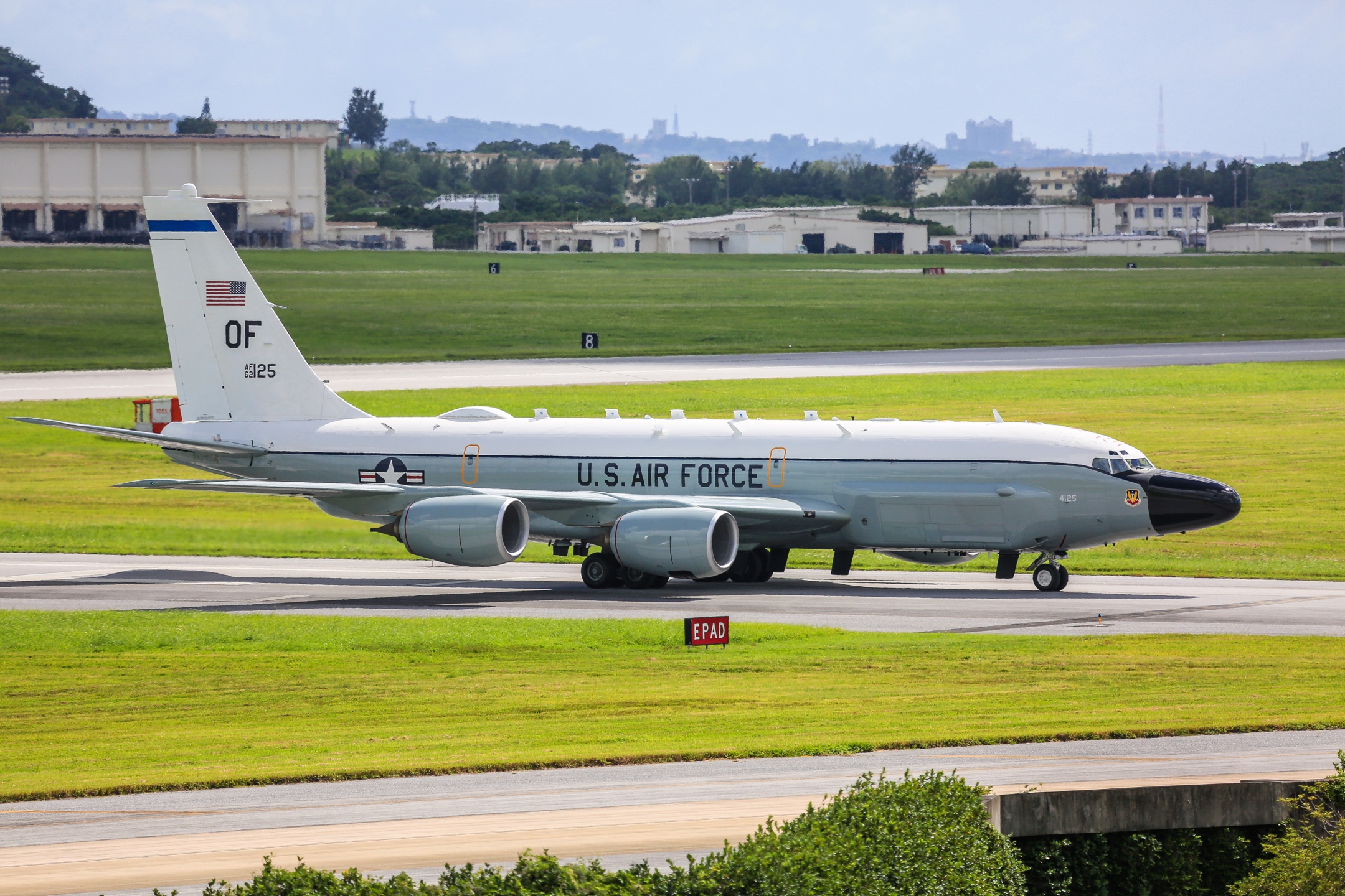 2018914旅拍美国驻日本冲绳嘉手纳空军基地的各型军用飞机