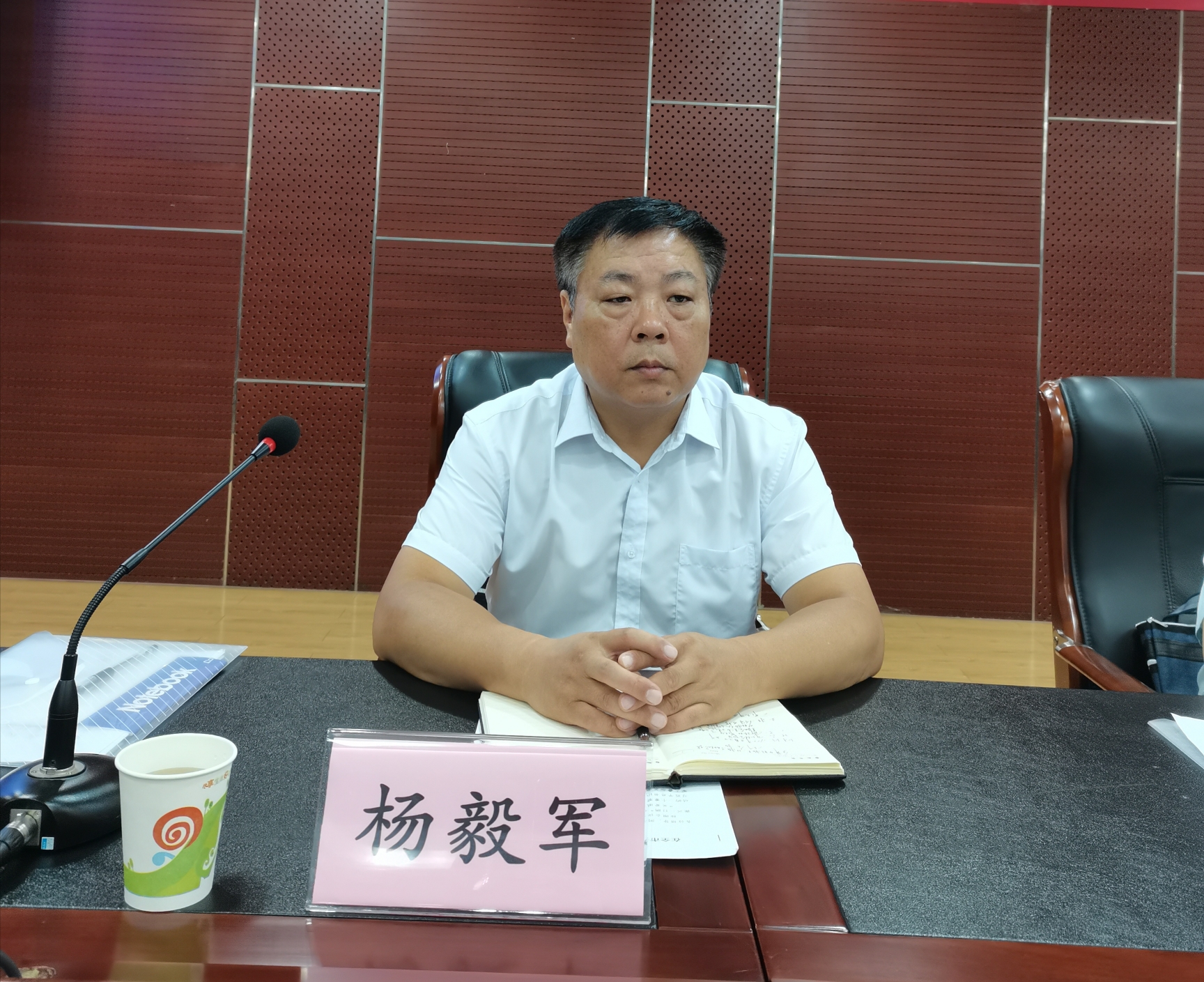 市退役军人服务局副局长杨毅军讲话杨毅军要求,市县区退役军人事务