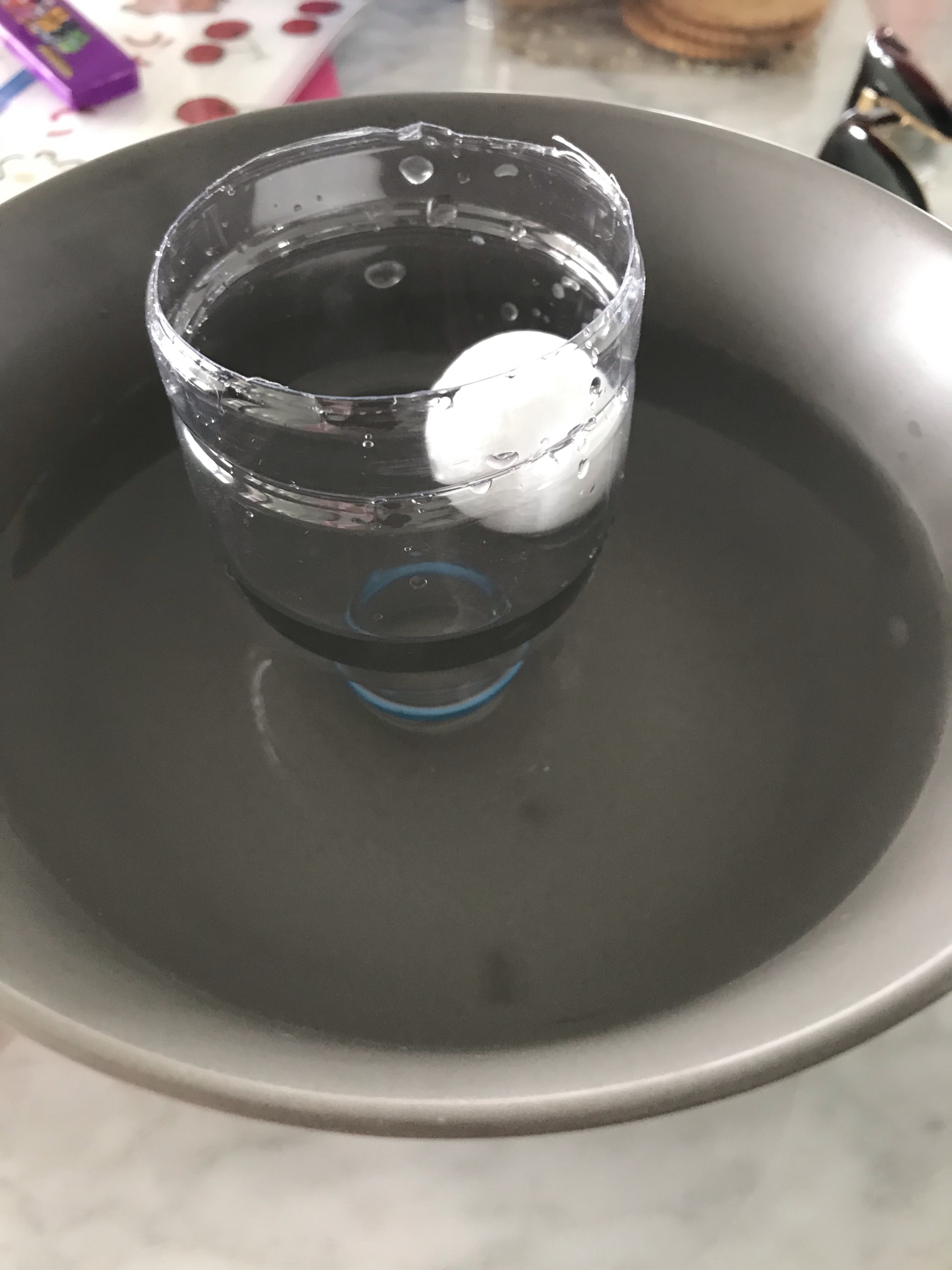 矿泉水瓶浮力实验图片