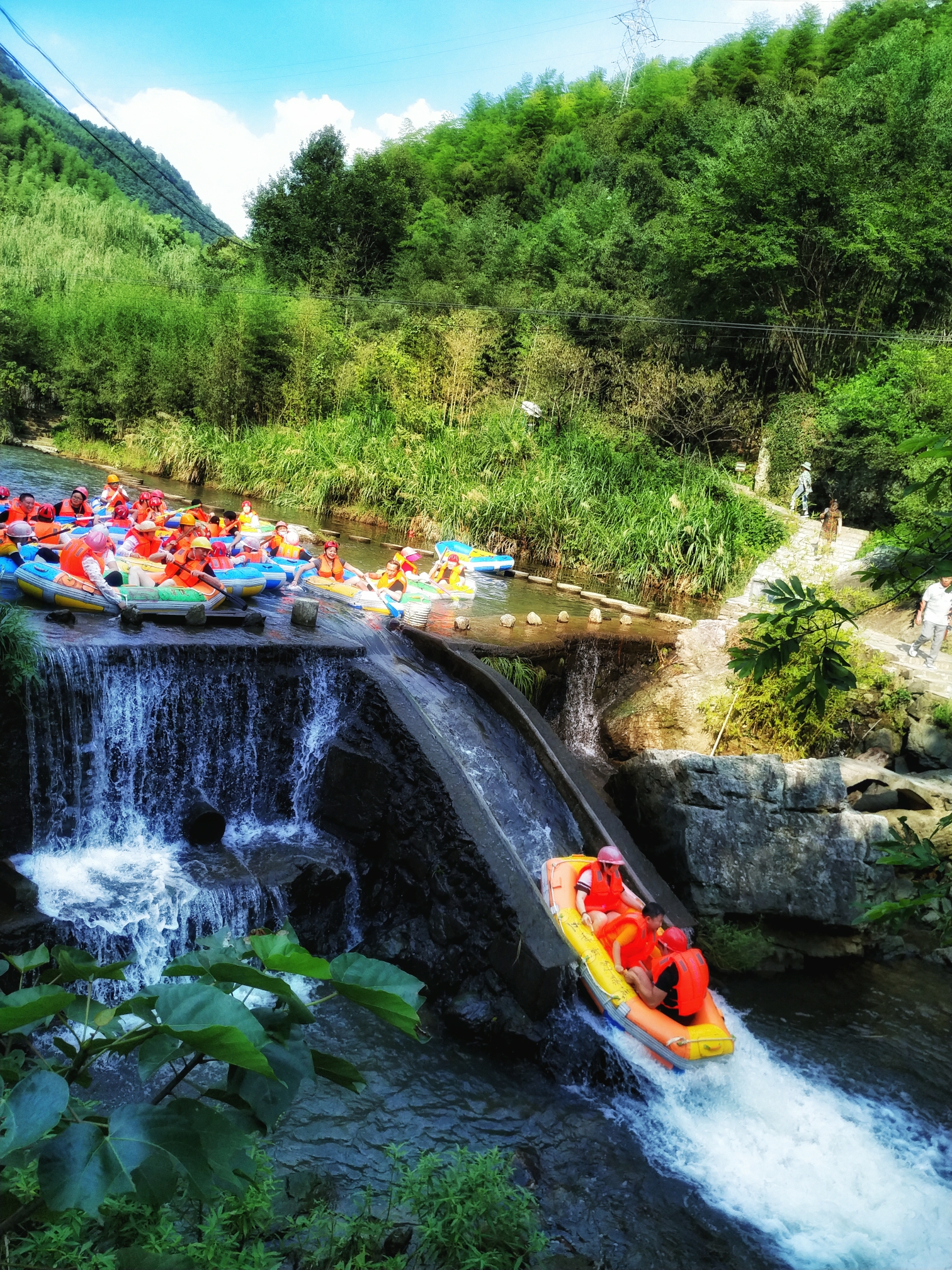 宁国山水瀑布漂流
