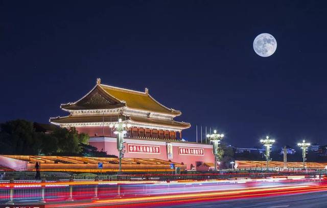 月光下的中国