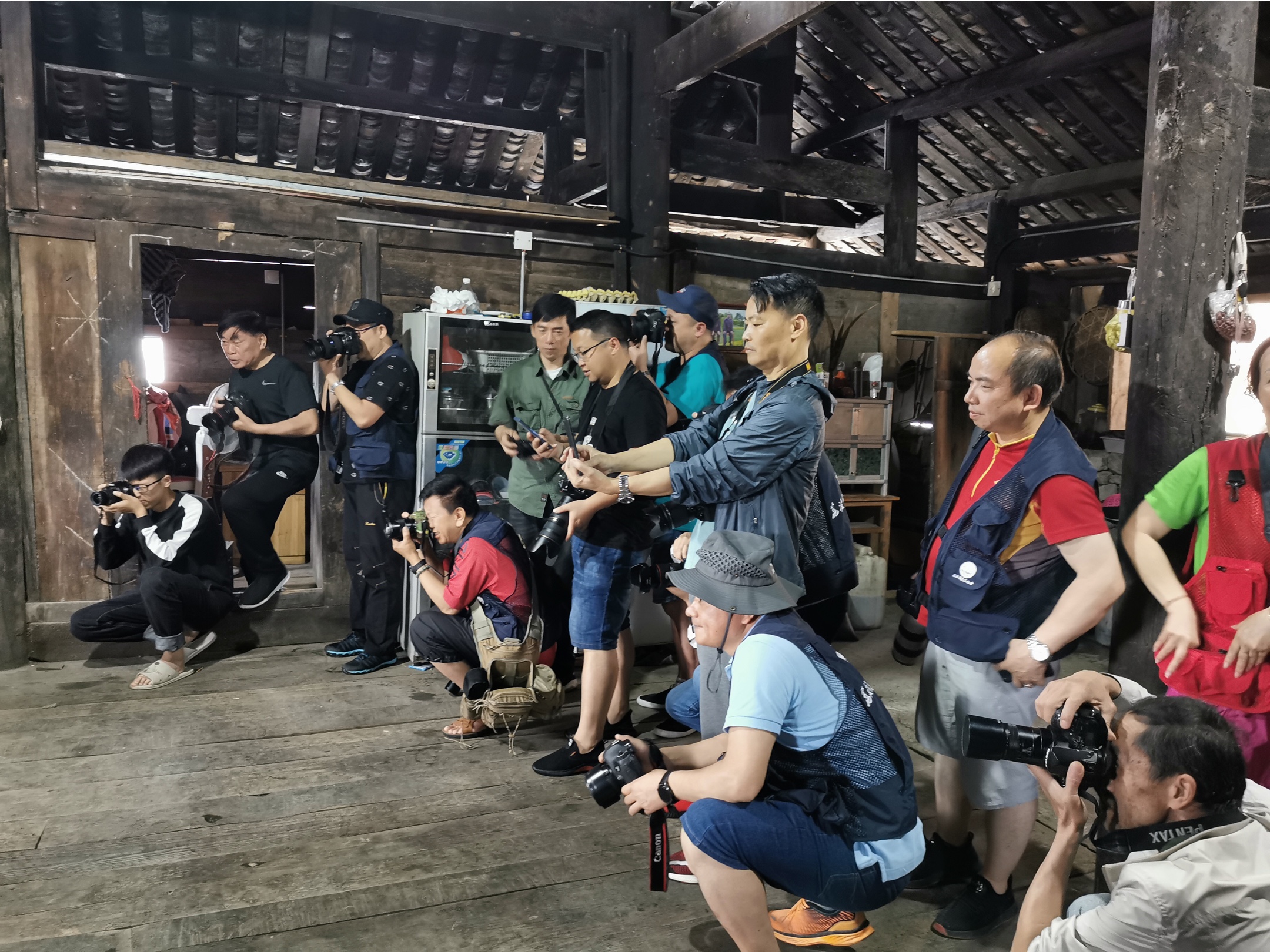 荔波摄影协会水旅姑娘拍摄活动出镜孪生姐妹摄影安好场景水甫水族寨