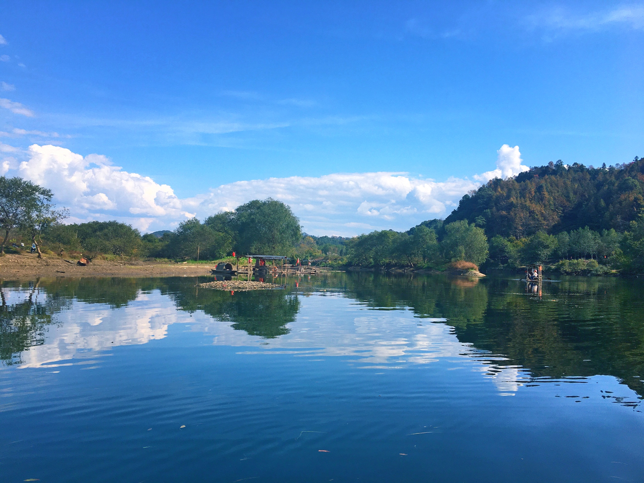 《月亮湾》2019年11月24日摄于江西省婺源县月亮湾(手机版)