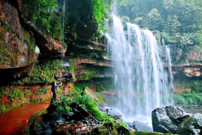 蜀南竹海之七彩飞瀑