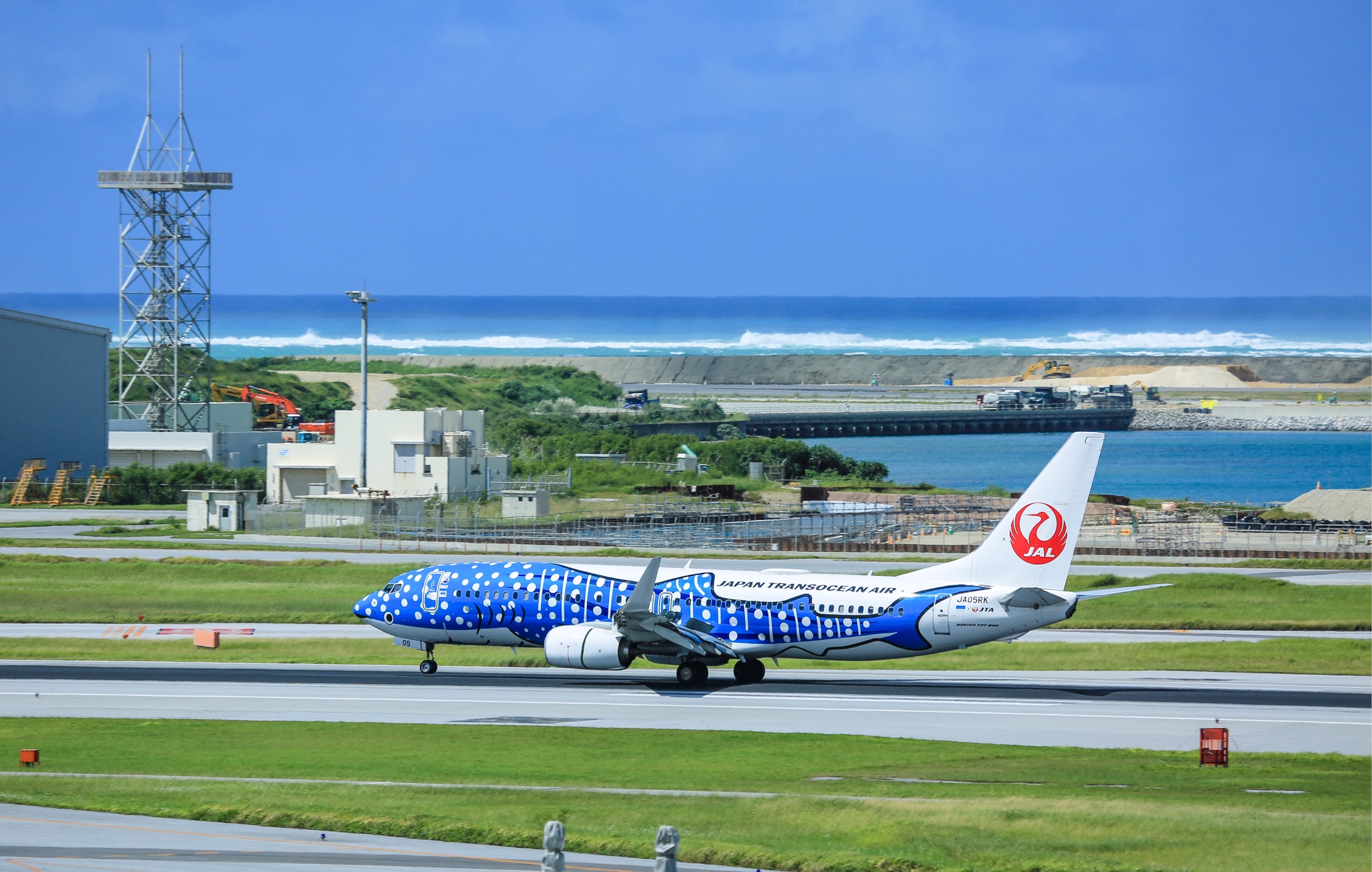 旅拍日本冲绳那霸国际机场的各型民航客机