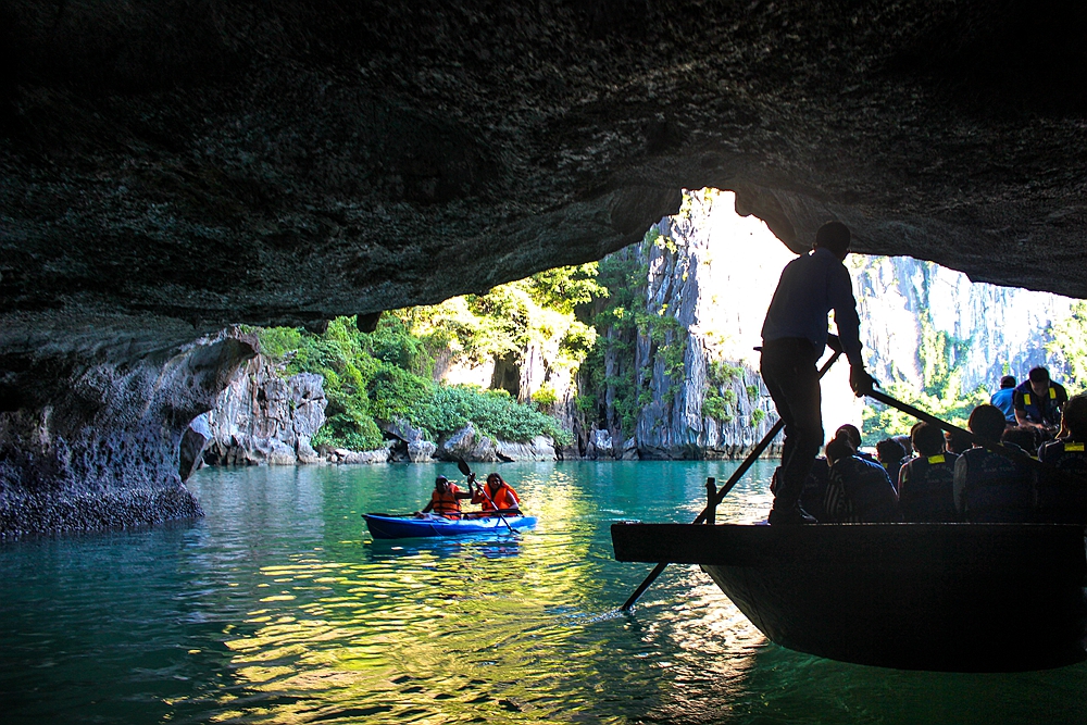 越南北海之旅下龙湾月亮湖一处绝色风景