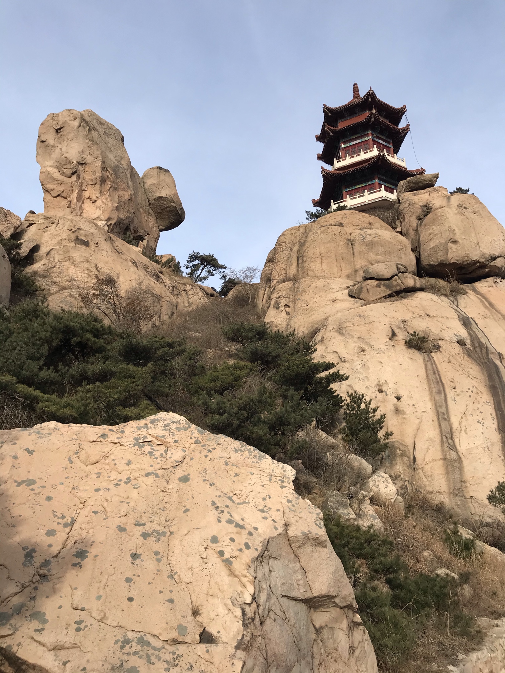 碧空云白冬阳灿景区游览九仙山