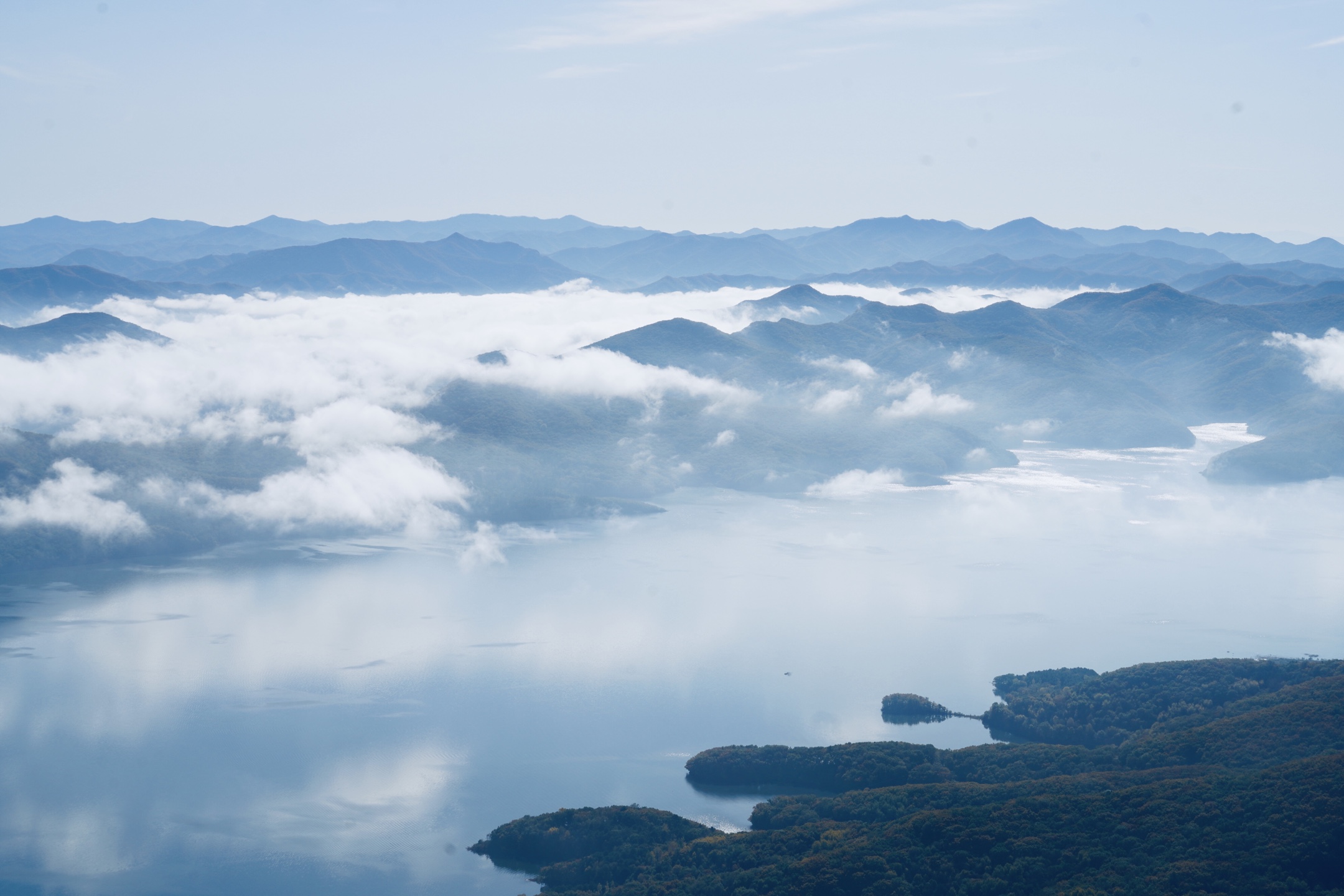 《俯瞰桓龙湖》