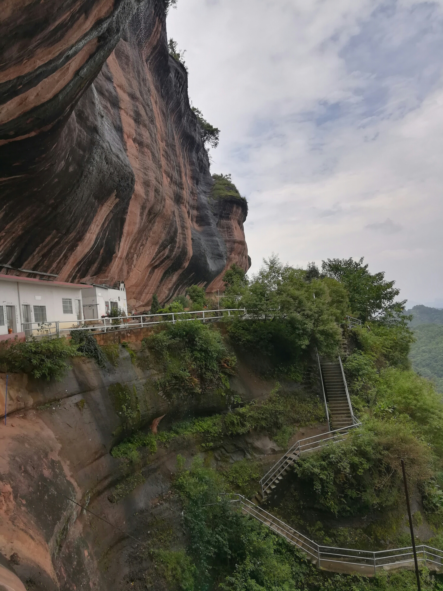 丹霞地貌五仙岩