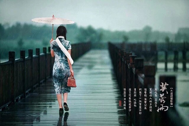 江南雨巷撑伞女子图片图片