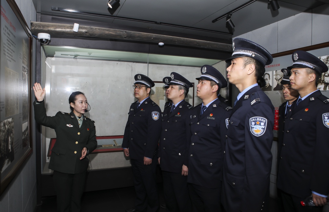 缅怀先烈清明祭扫浙江省南湖监狱三监区党支部主题党日活动