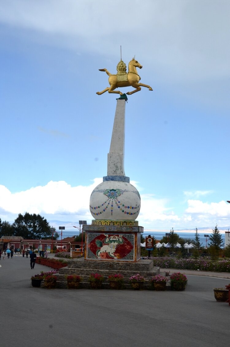 夕阳红旅游专列新疆甘肃青海专线
