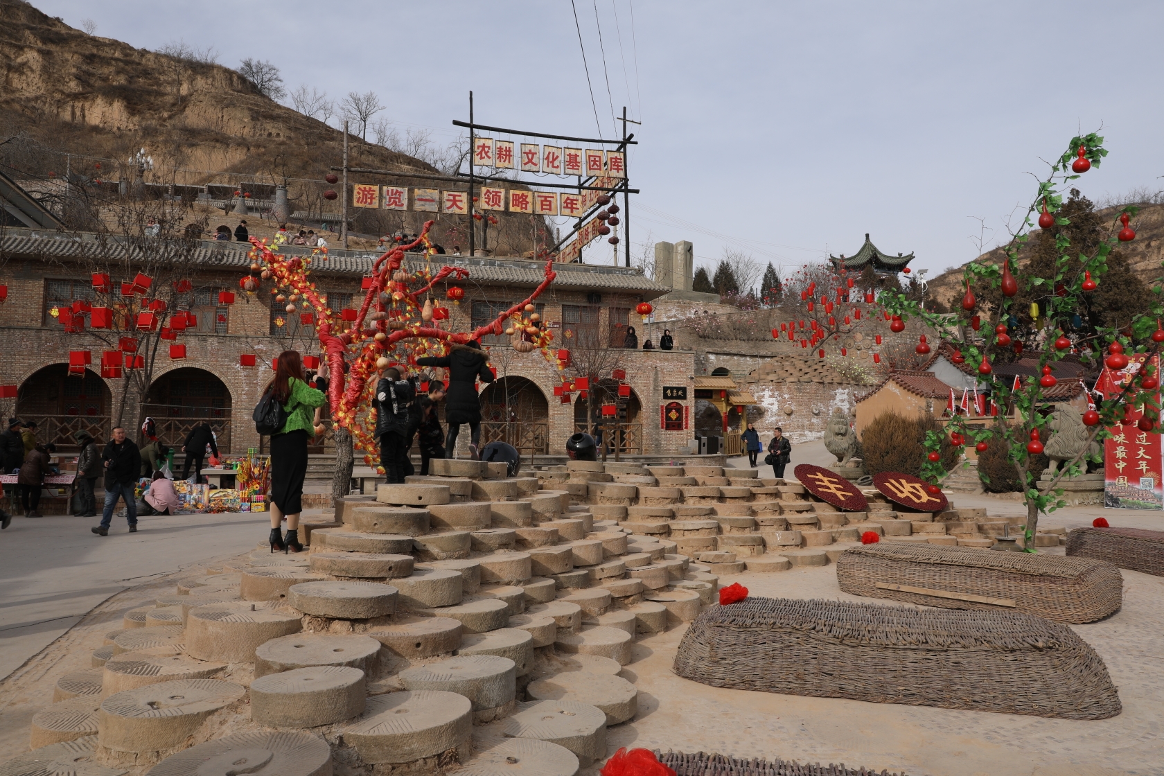 陕北榆林过大年佳县61赤牛坬闹红天