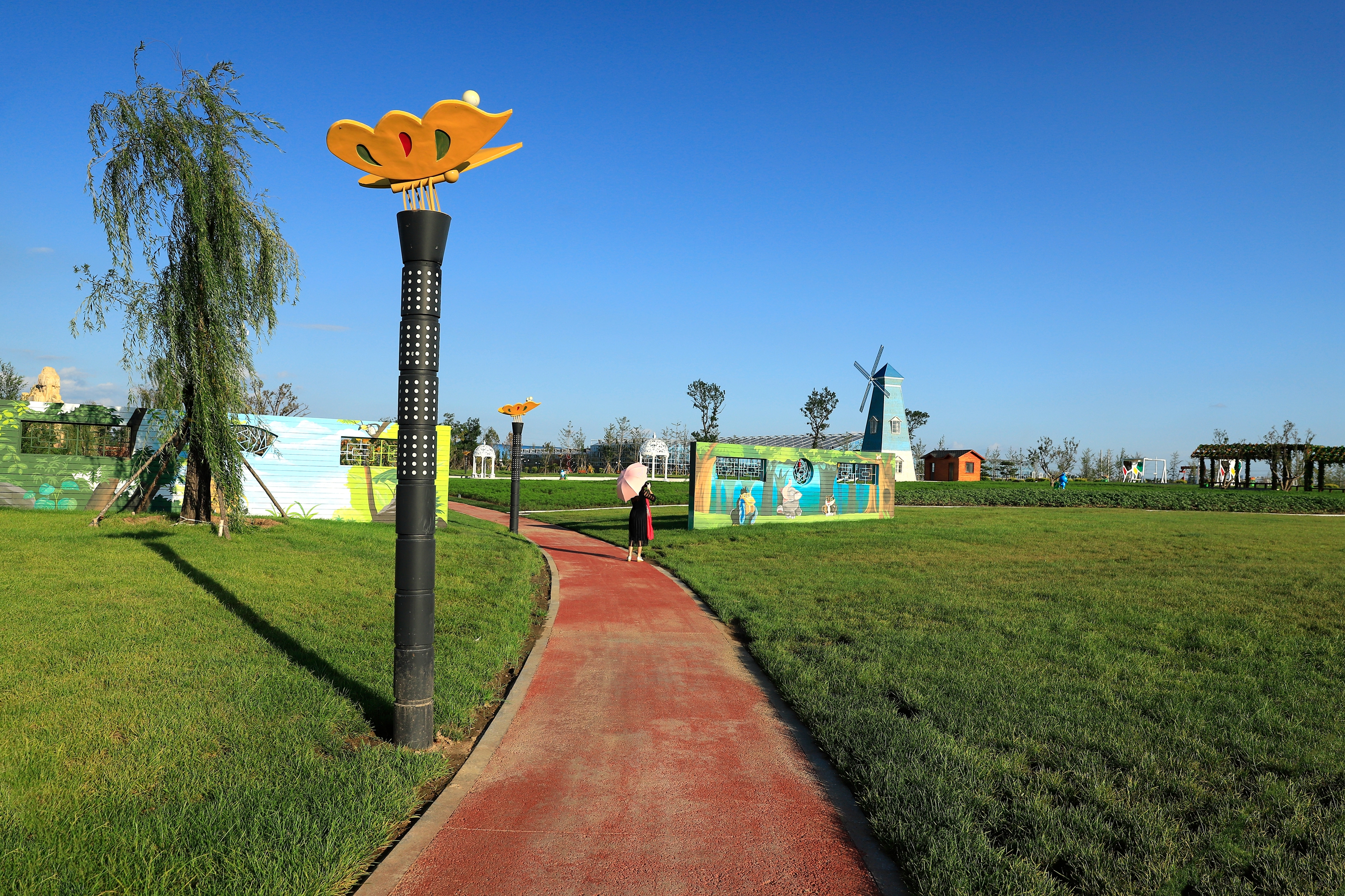 花海踏浪飘然醉归来余香盈室堂盘锦锦绣花谷游记