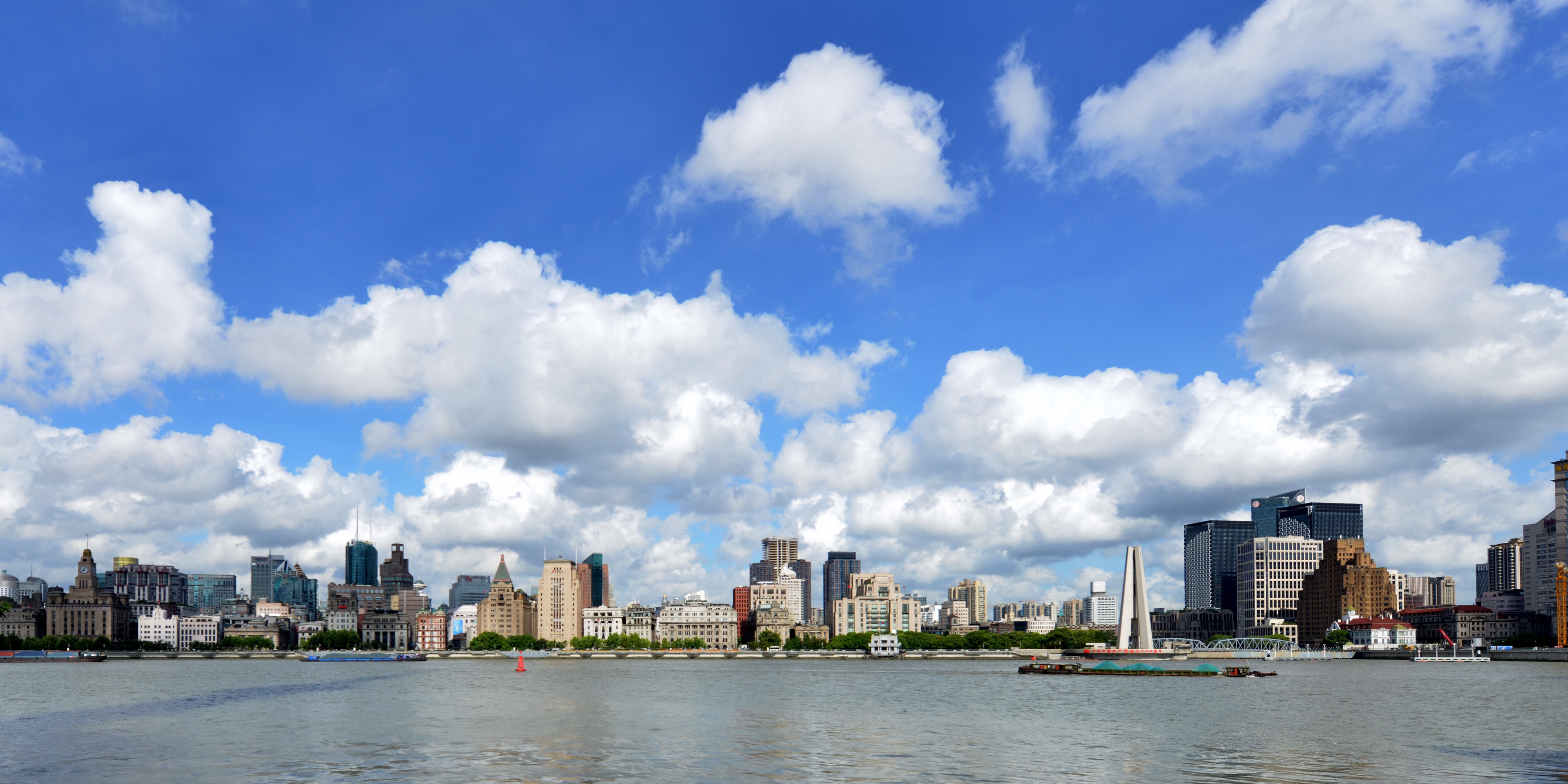 【首发】台风季的上海天空