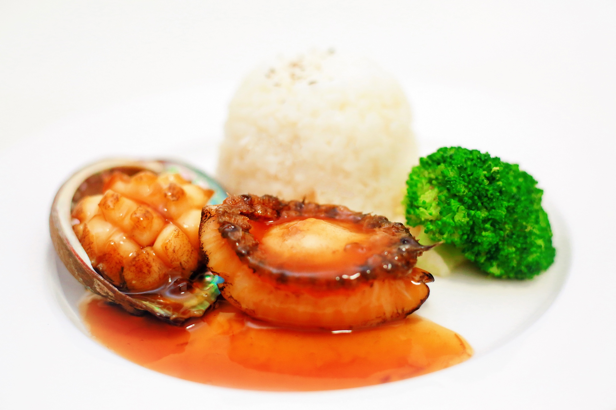 在家自己料理的传统粤菜名点——鲍鱼捞饭!
