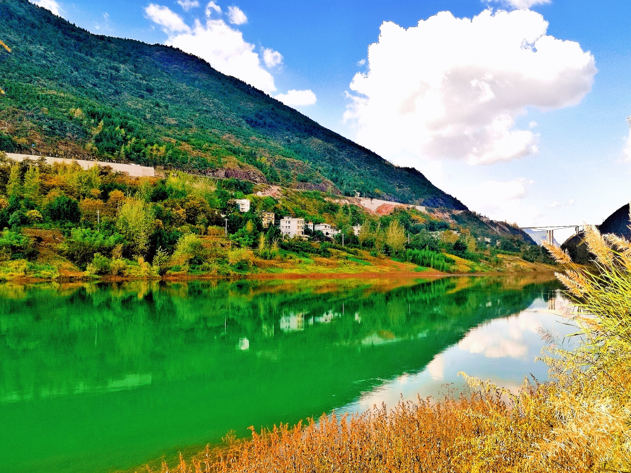 乌江秋韵山水若画廊赵梓均