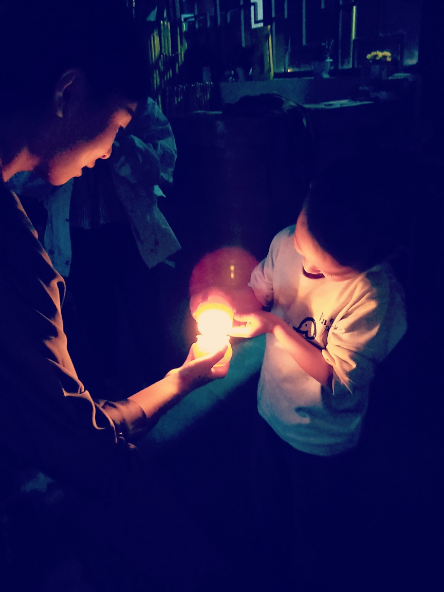 佛堂寺母亲节供灯