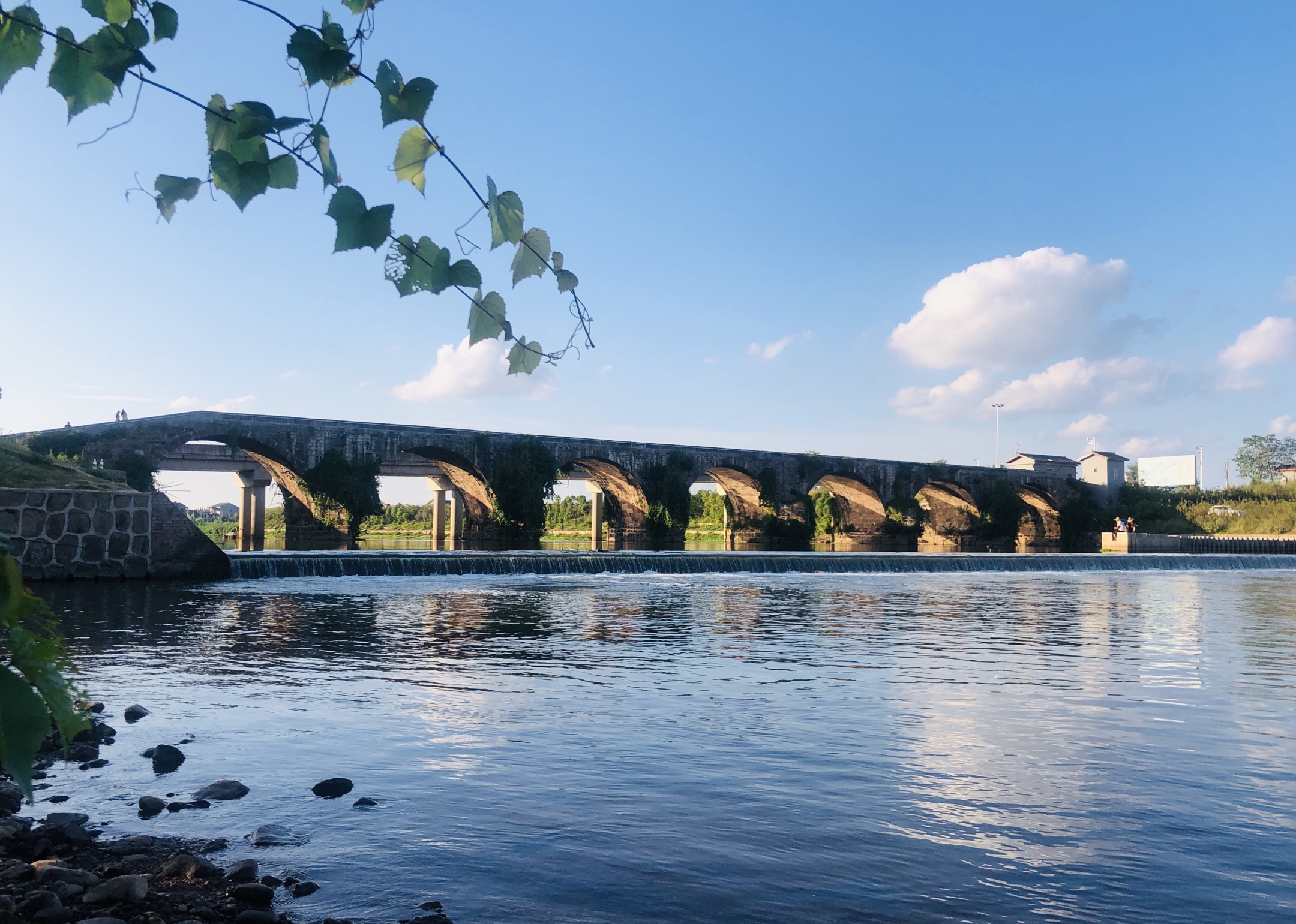 衡阳县清花湾石鼓七孔桥