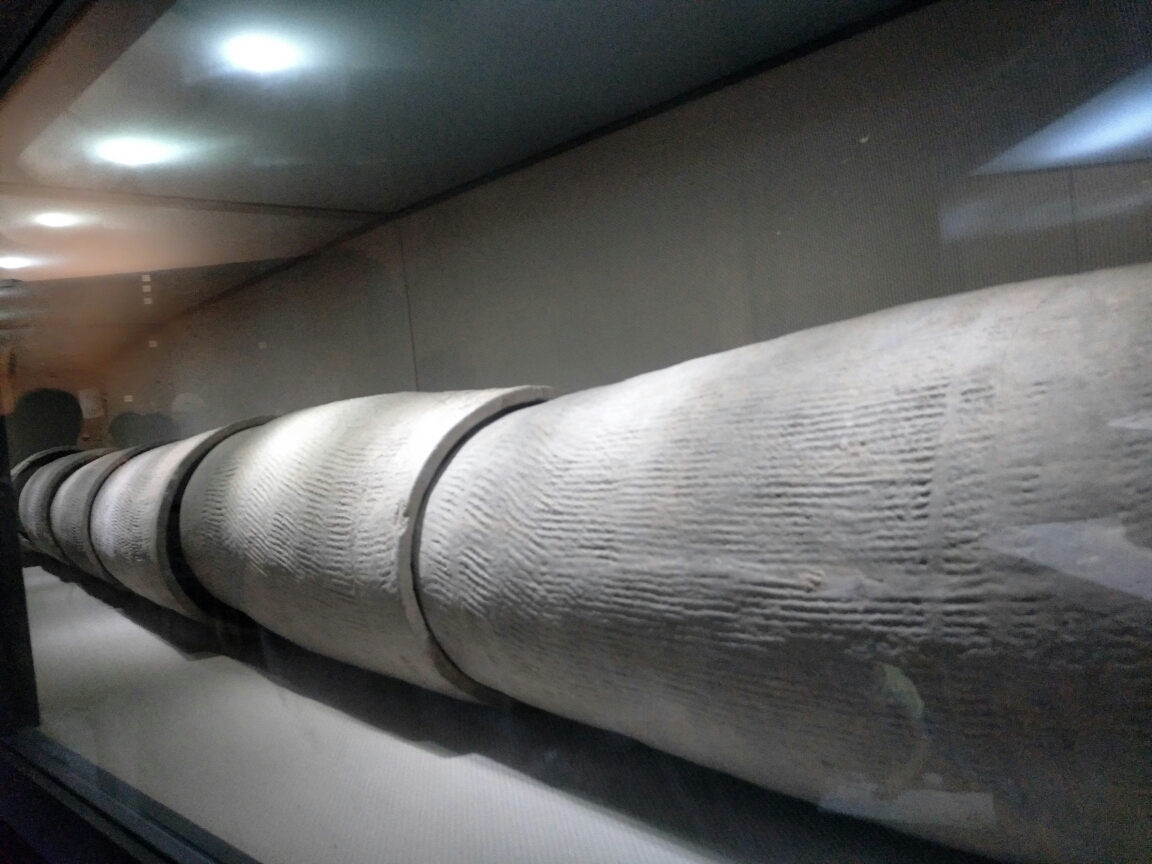 来看看古代人的智慧,这是古代的下水道