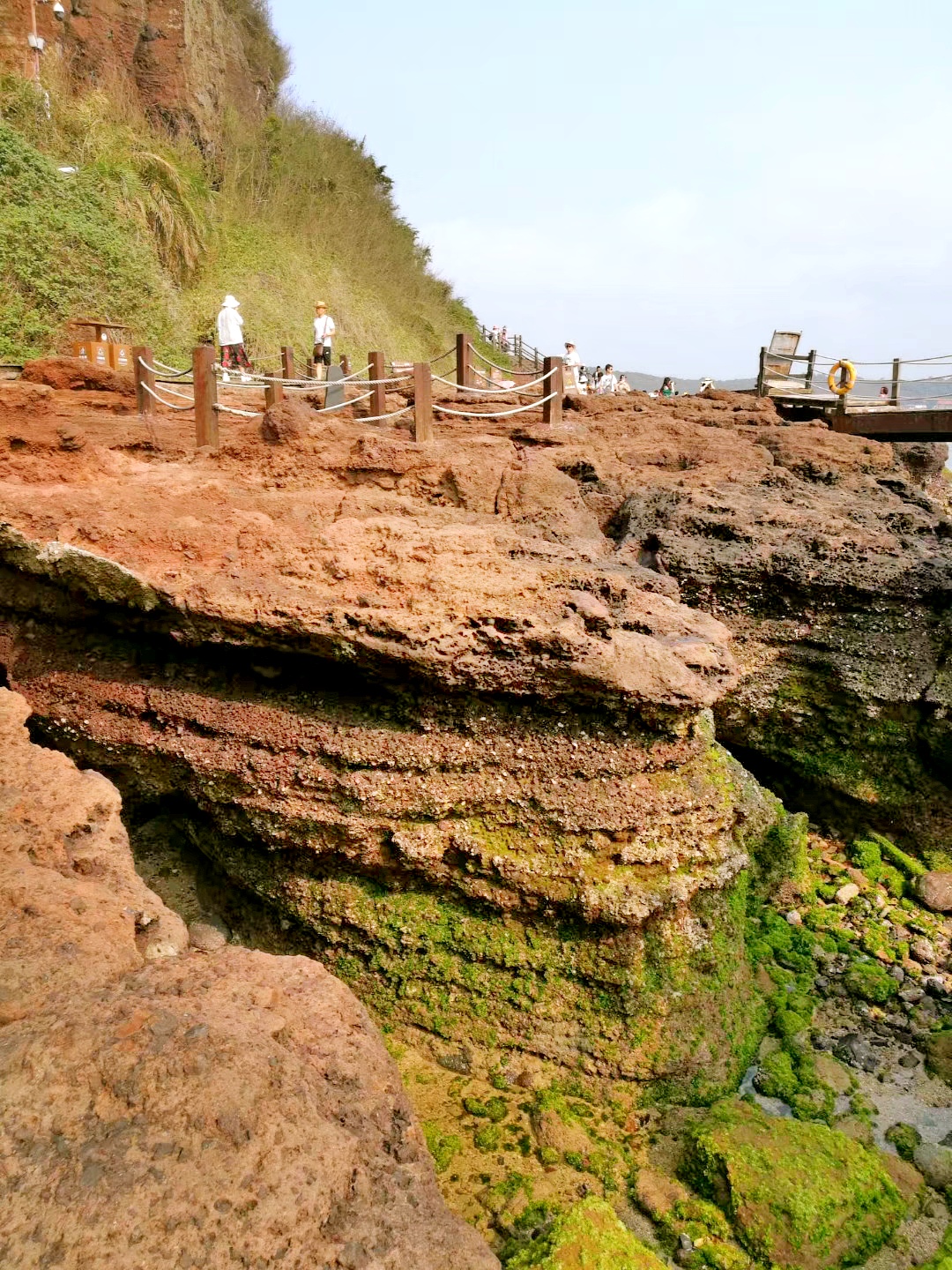 《望海潮潿洲島鱷魚山》