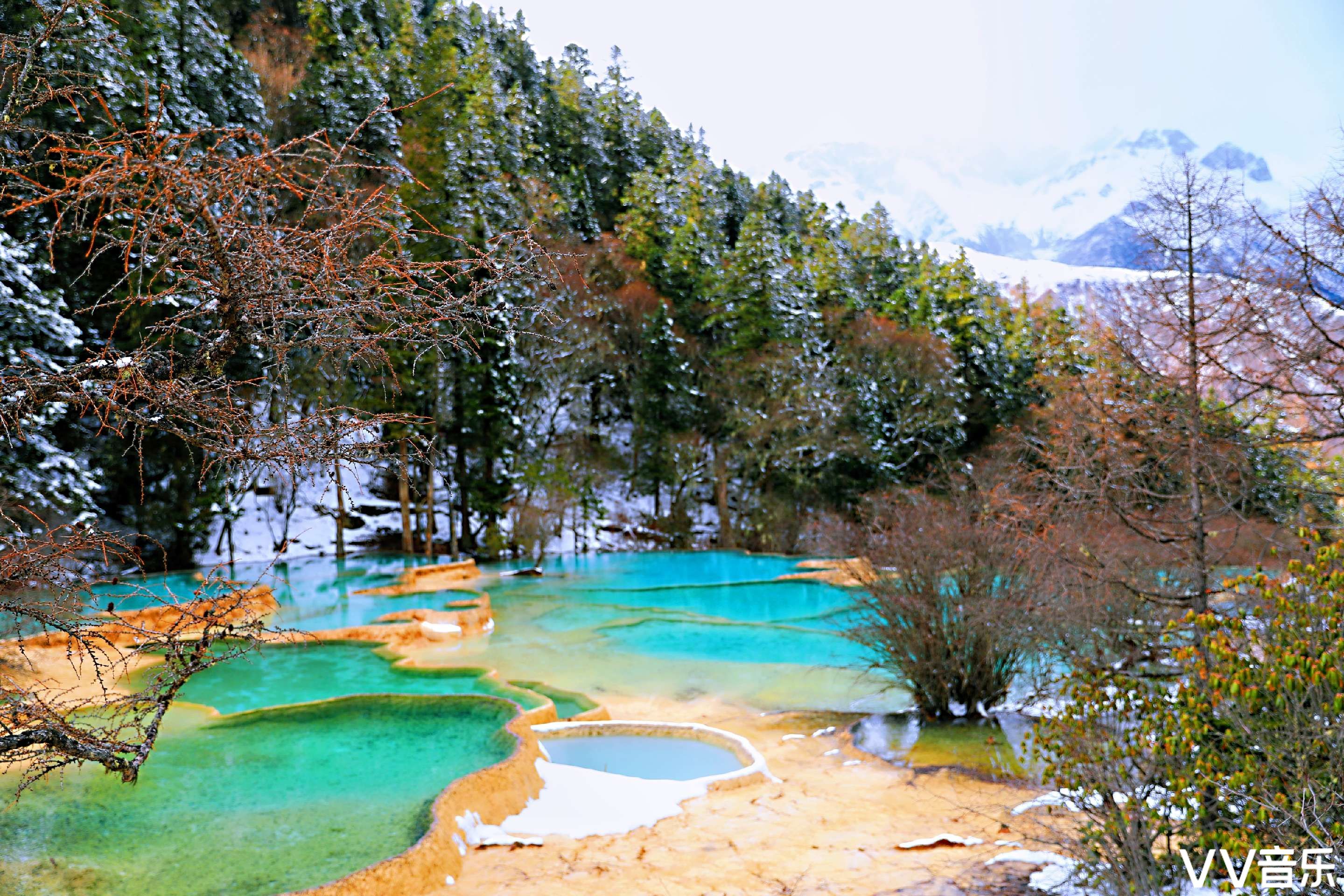 四川黄龙景区风景图
