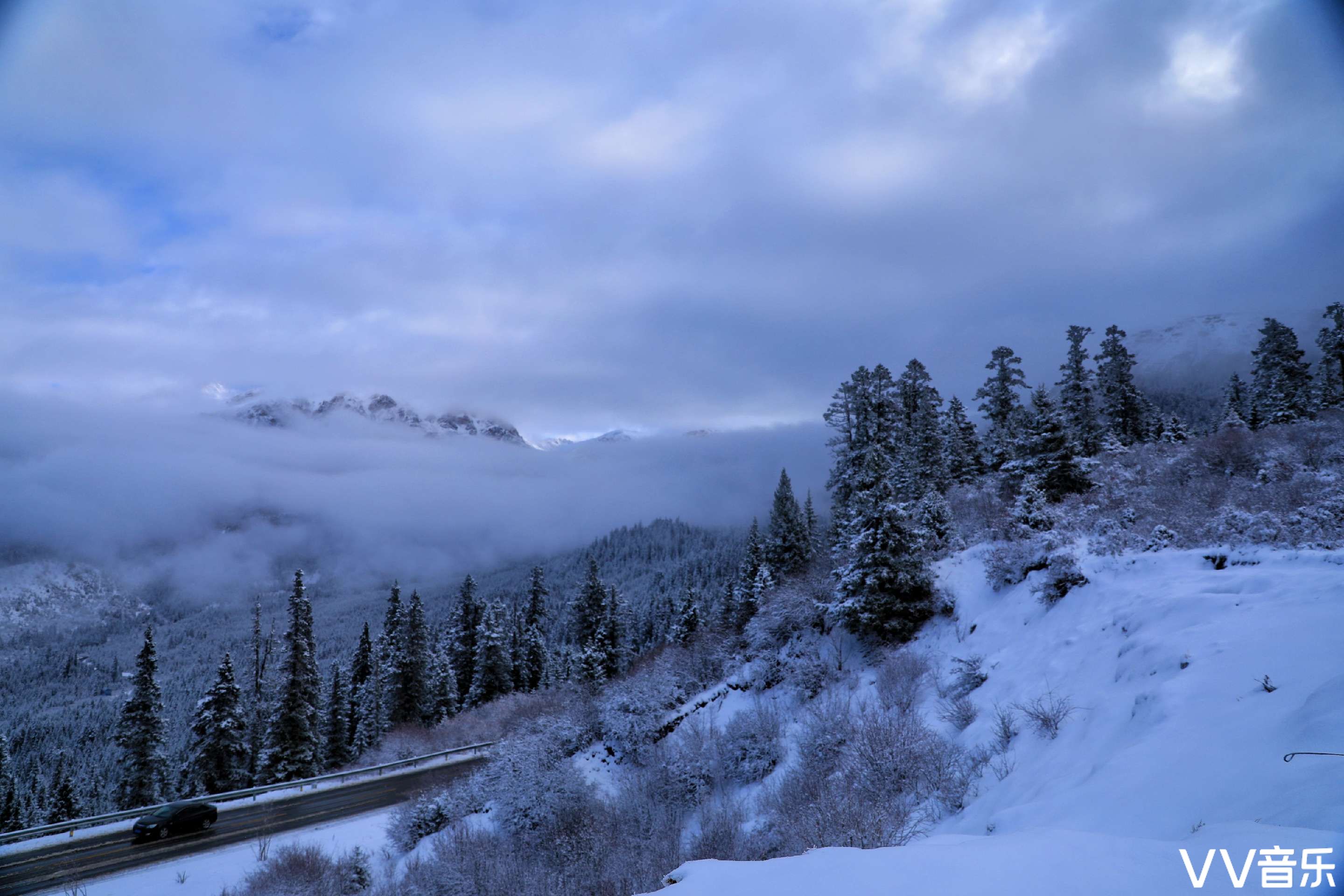 四川黄龙景区风景图